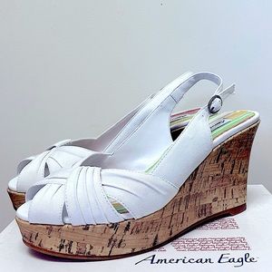 American Eagle Kaden white & cork slingback summer sandal wedges 5.5